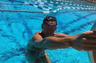 孙杨晒黑搞笑,黑得有型！