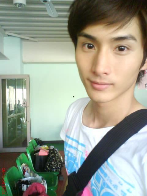 阿本的照片,光影中的独特魅力